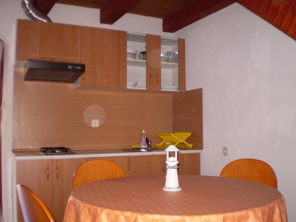 Old Town Apartment Murter Exterior foto